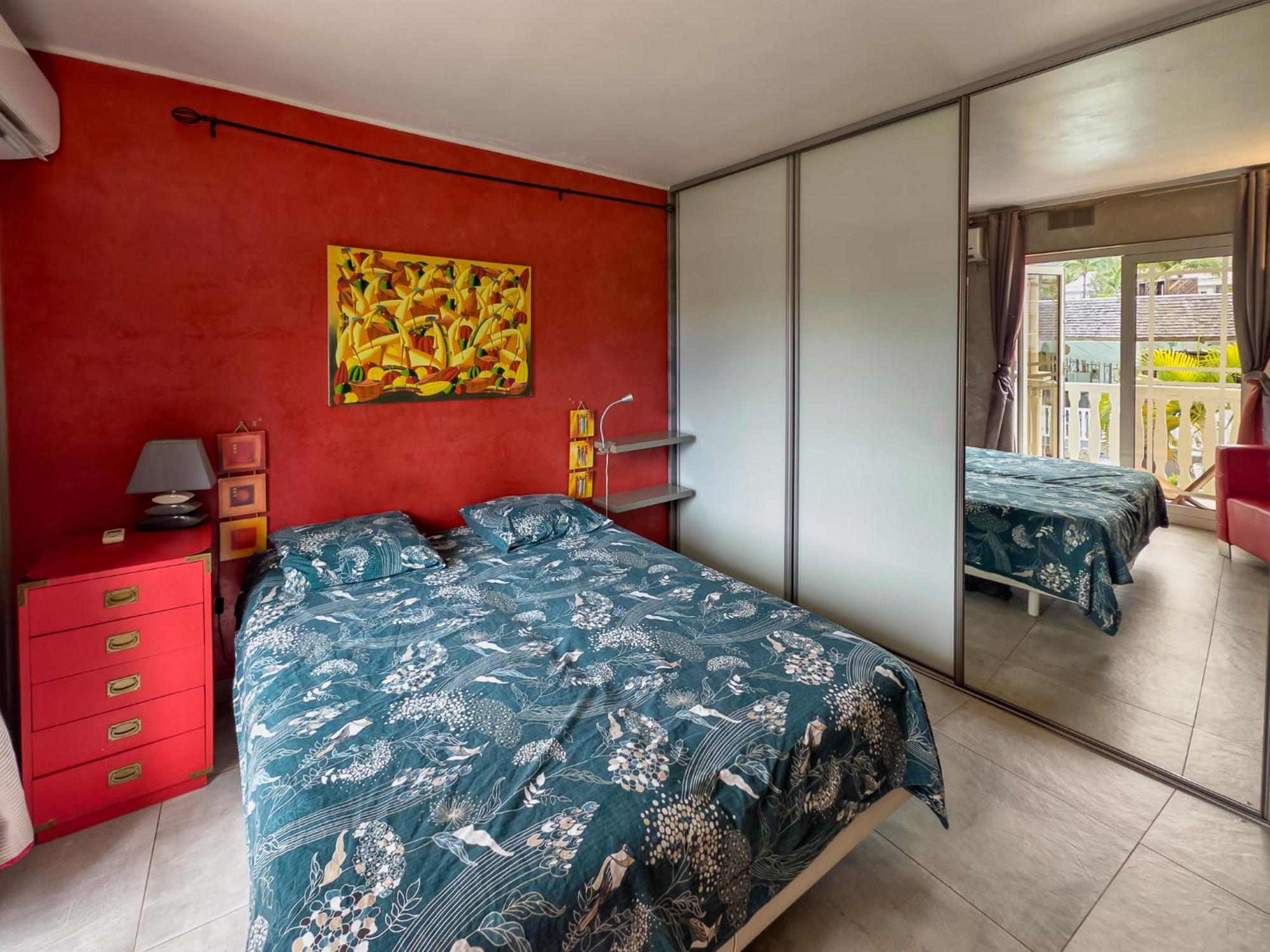 Le Flamboyant Apartment แซ็งต์-จีลส์-เลส์-แบ็งส์ ภายนอก รูปภาพ