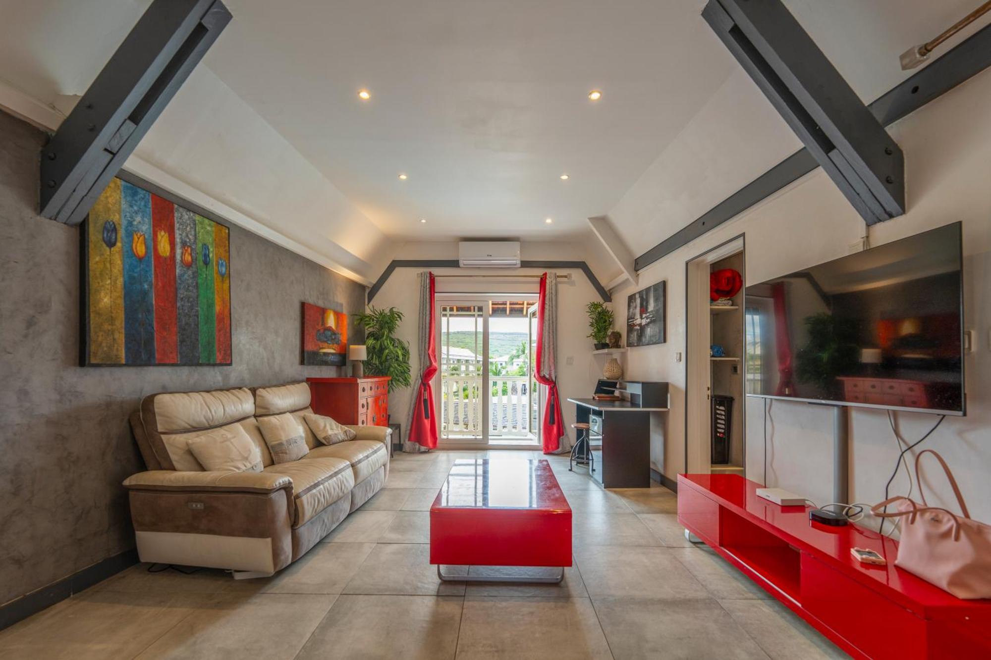 Le Flamboyant Apartment แซ็งต์-จีลส์-เลส์-แบ็งส์ ภายนอก รูปภาพ